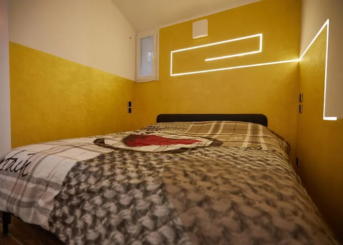 Cozy And Funny In Front Of Vatican Museums - Myflat In