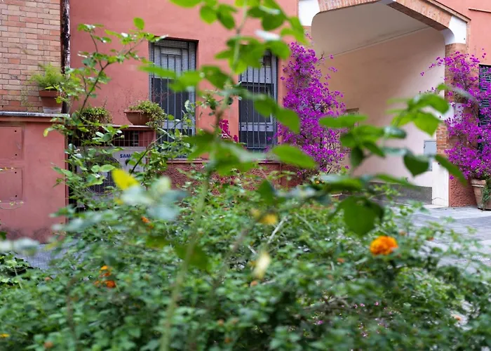 Cozy And Funny In Front Of Vatican Museums - Myflat In * רומא